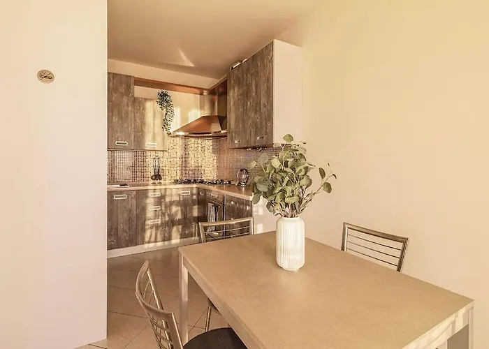 Bellavista Con Ac E Posto Auto A Brunate Apartman *