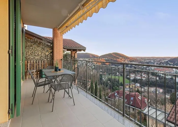 Bellavista Con Ac E Posto Auto A Brunate Apartman